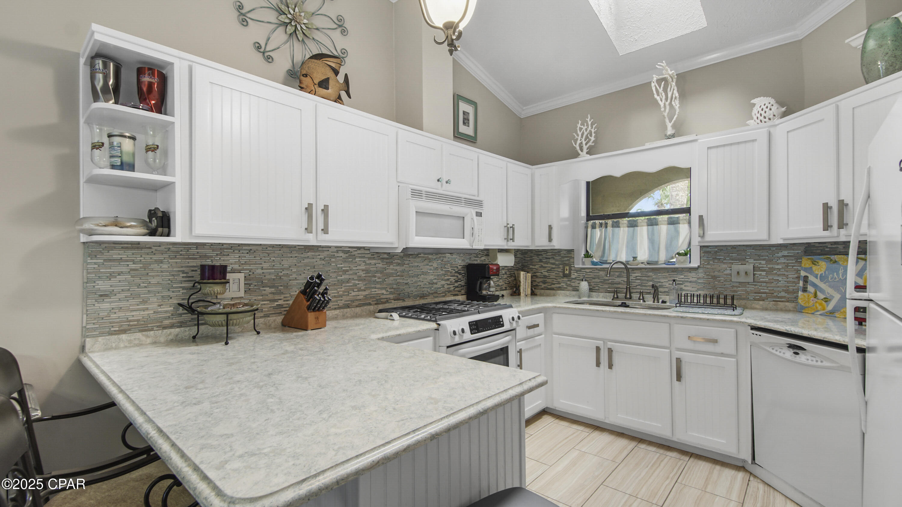 Image 31 For 6582 Harbour Boulevard