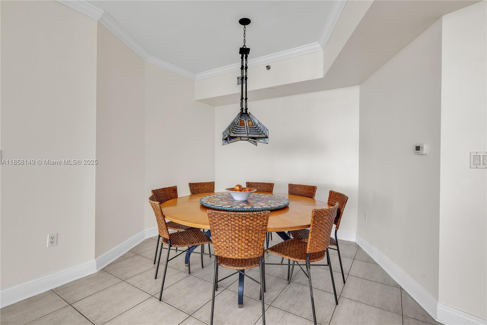 1000 S Pointe Dr #1505, Miami Beach FL 33139
