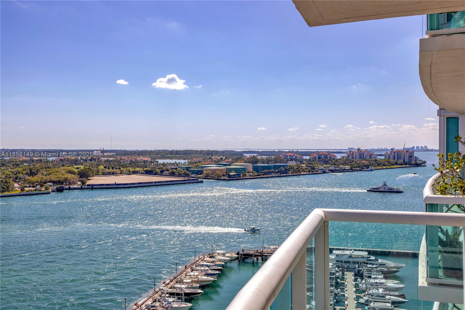 1000 S Pointe Dr #1505, Miami Beach FL 33139