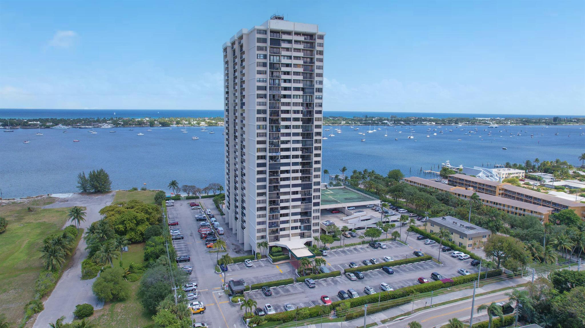 Palm Beach House Condo