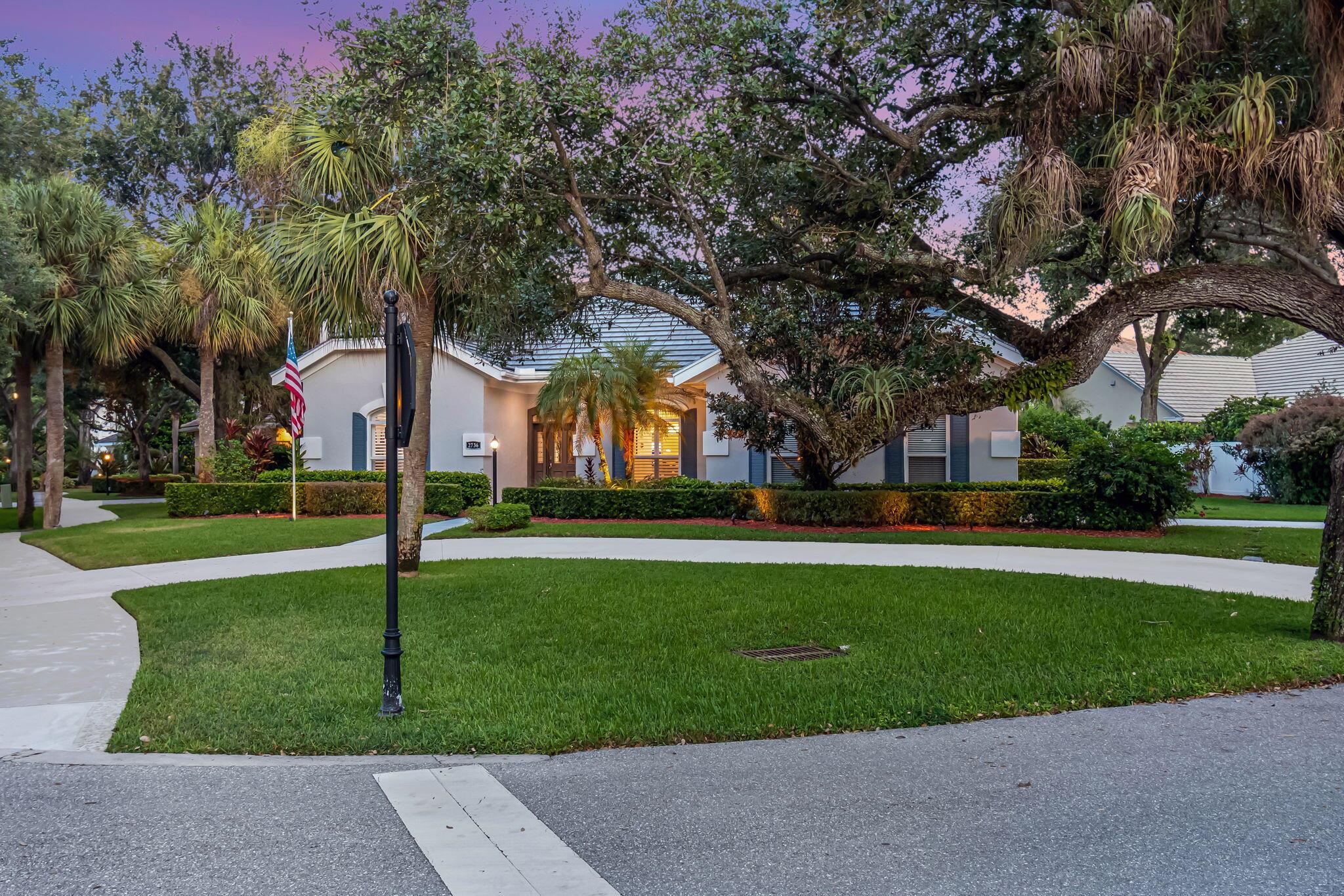 2736 Devon Court