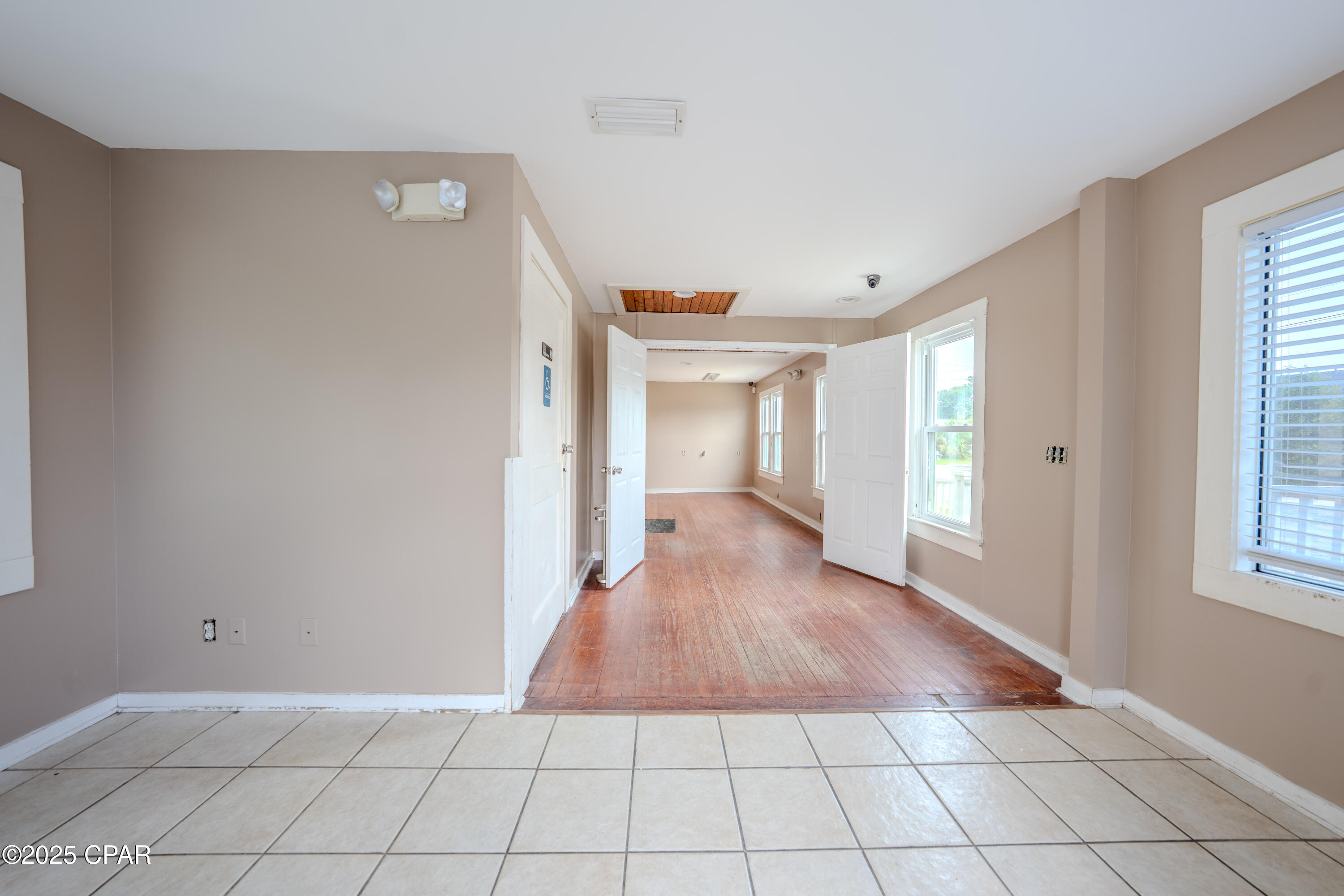 Image 17 For 757 Jenks Avenue