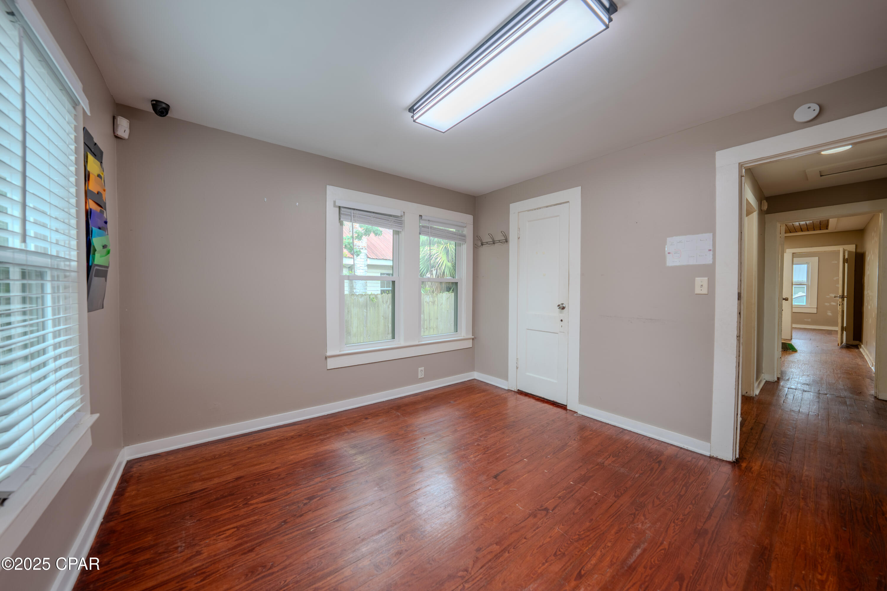 Image 22 For 757 Jenks Avenue