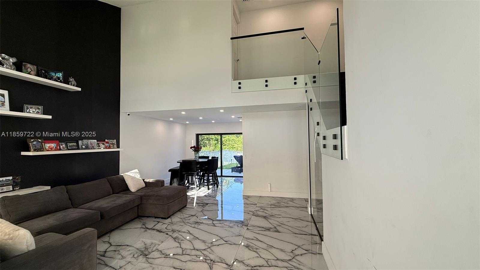 Property photo # 7