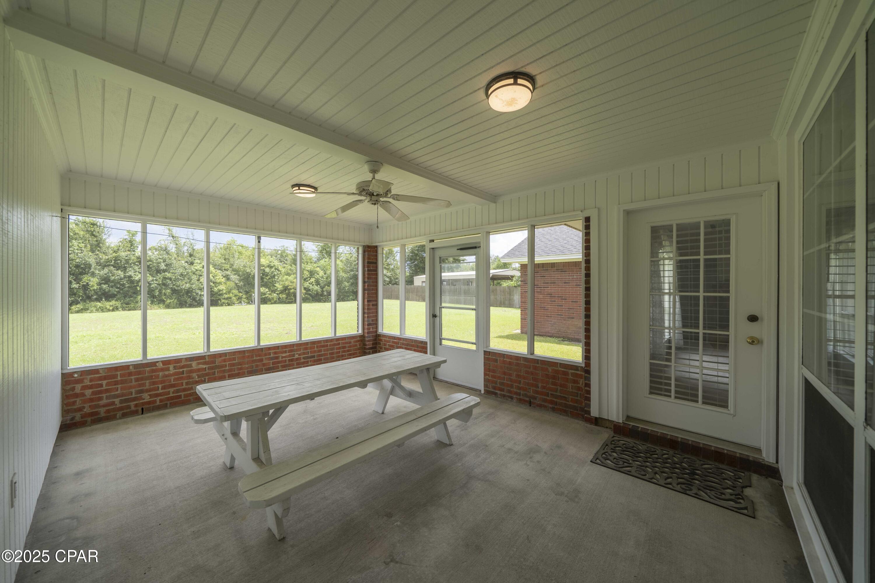 Image 31 For 1119 College Boulevard