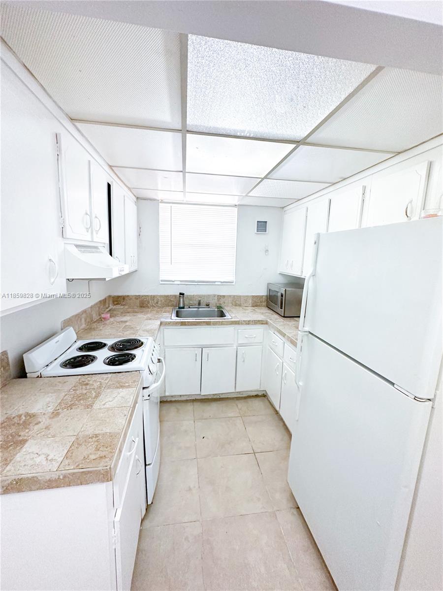 Property photo # 9