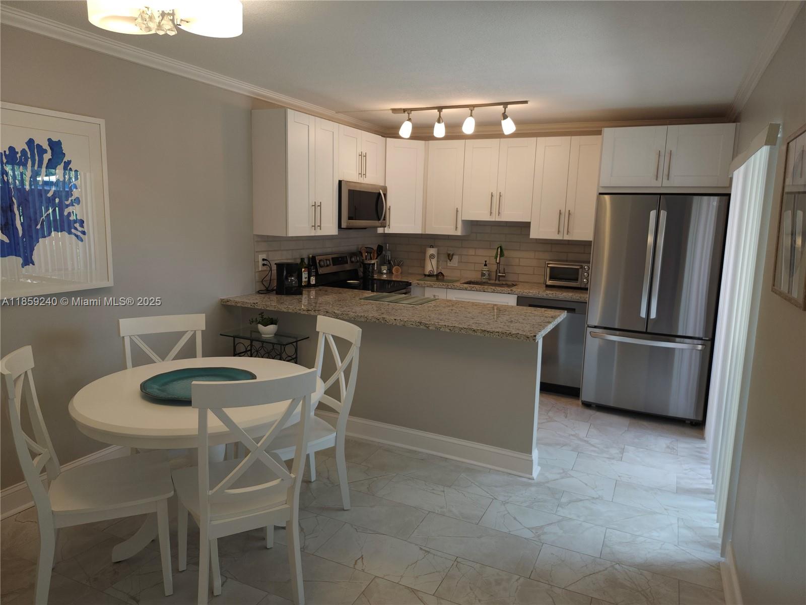 Property photo # 6