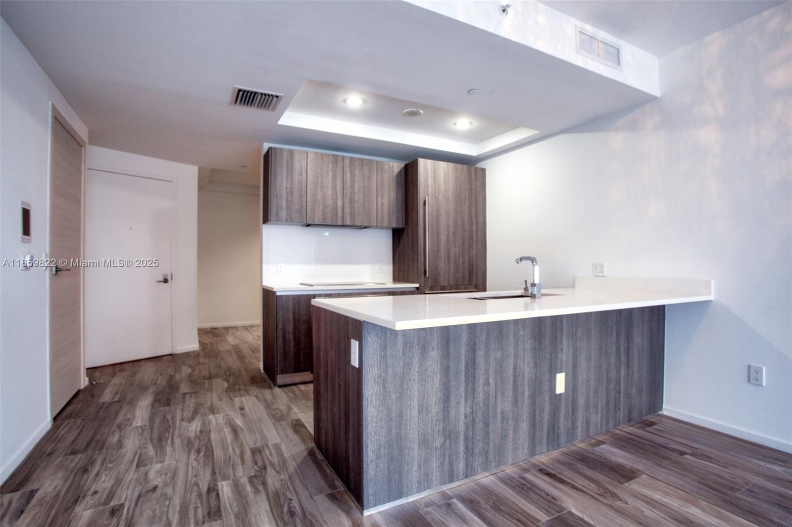 801 S Miami Ave #2903, Miami FL 33130