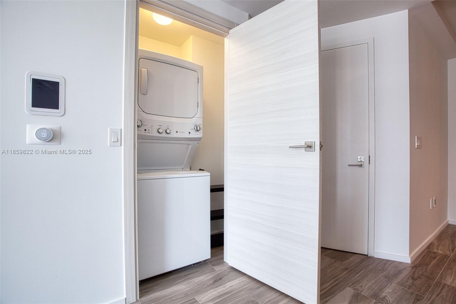 801 S Miami Ave #2903, Miami FL 33130