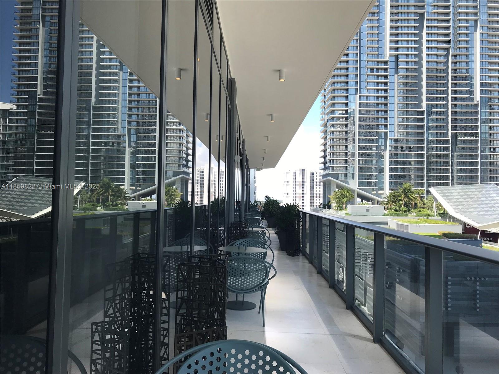 801 S Miami Ave #2903, Miami FL 33130