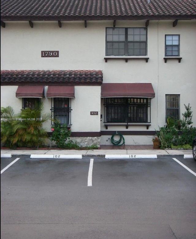 New Paseos Castellanos Co