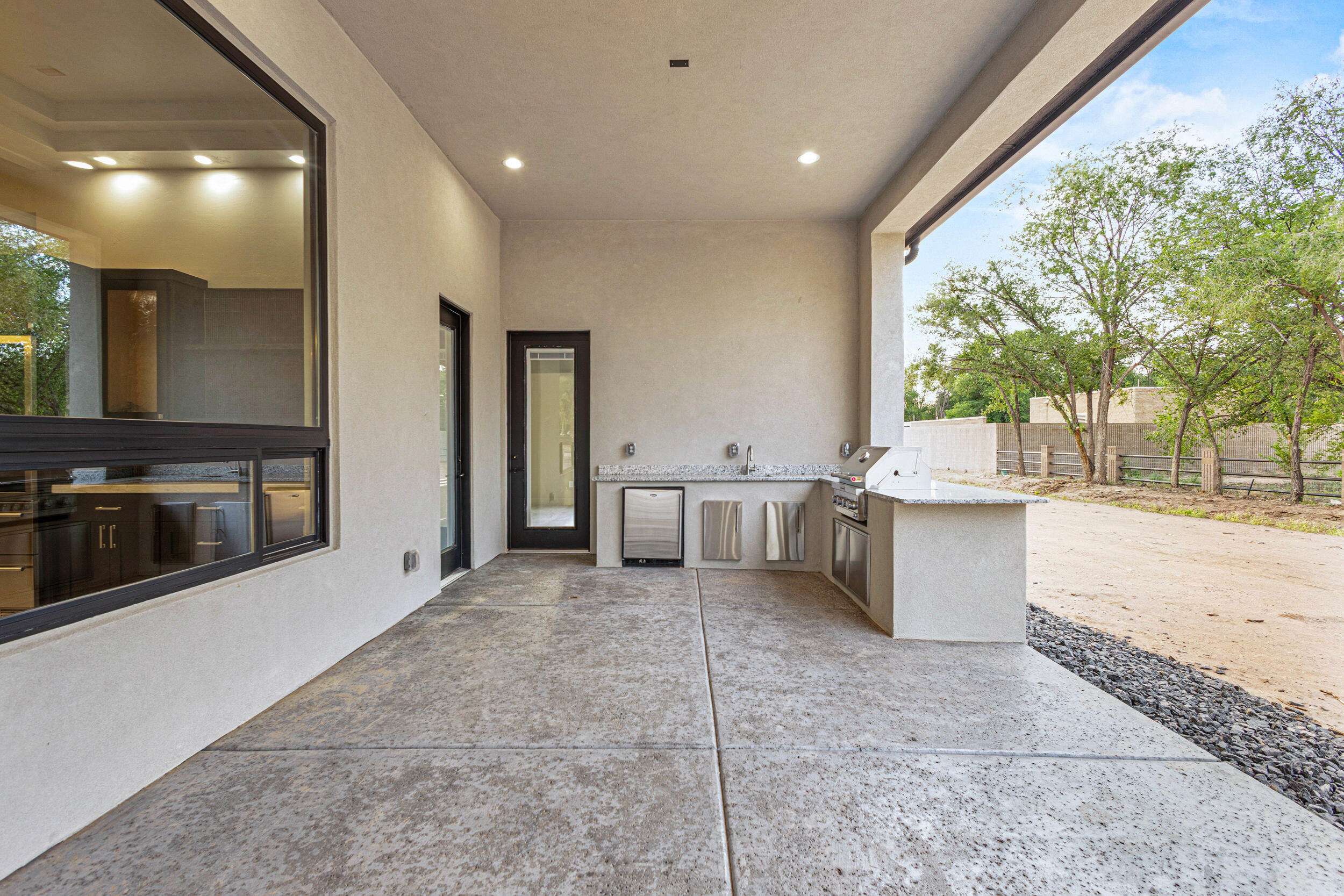 613 VALLE QUERIDO Court NW Kitchen