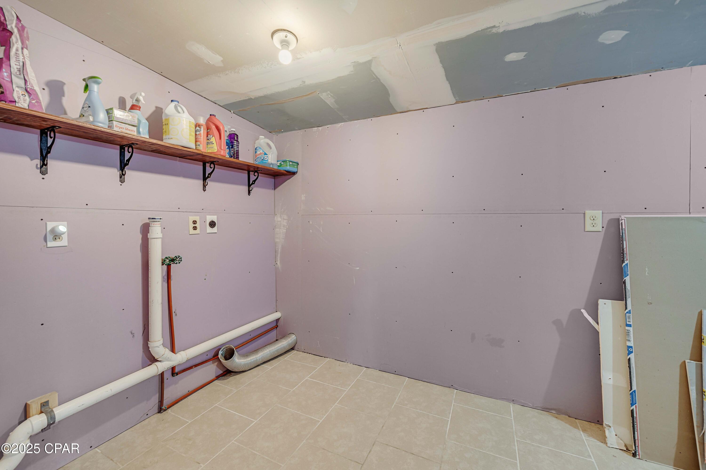 Image 15 For 306 Carolyn Avenue