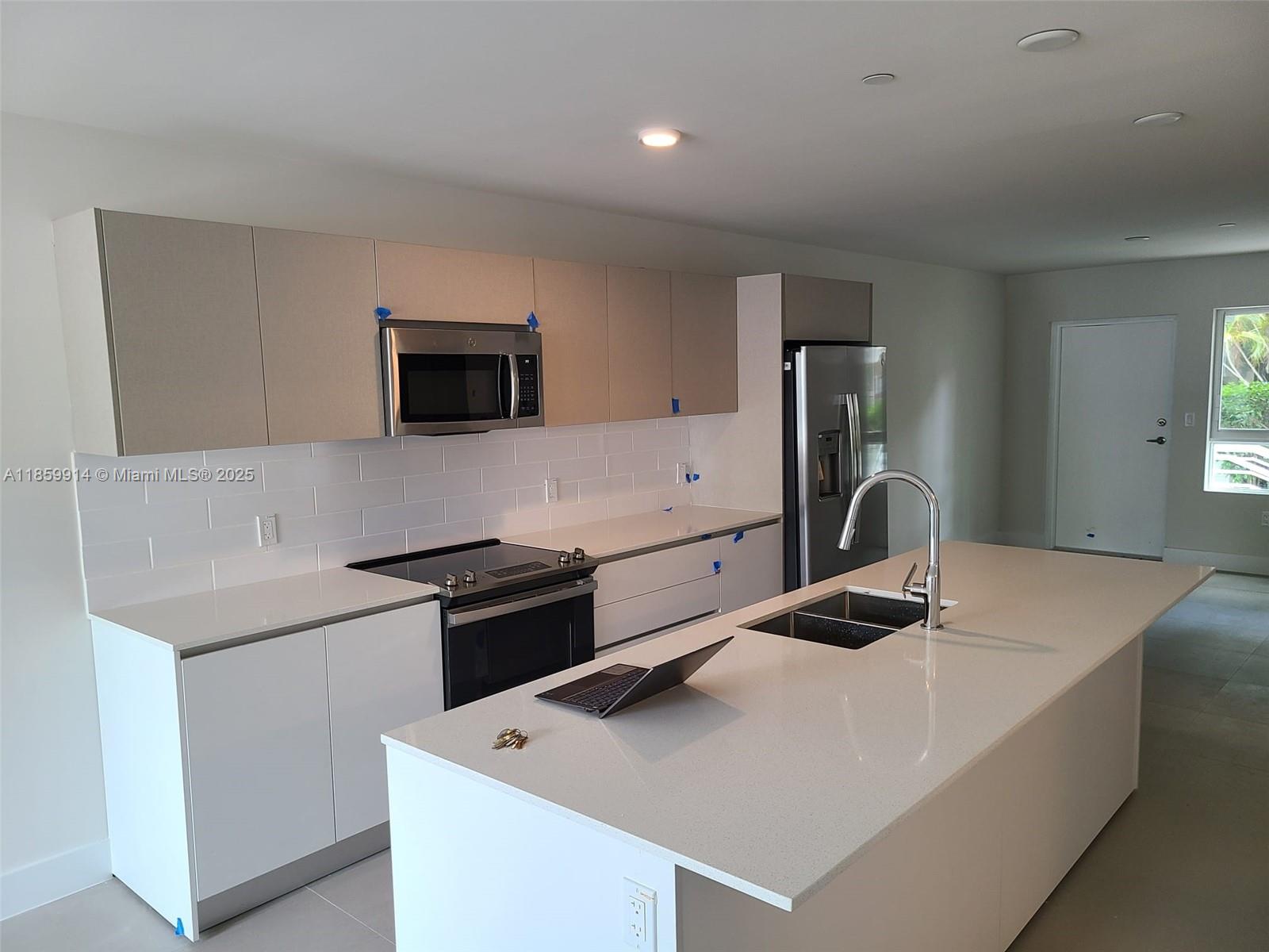 Property photo # 8