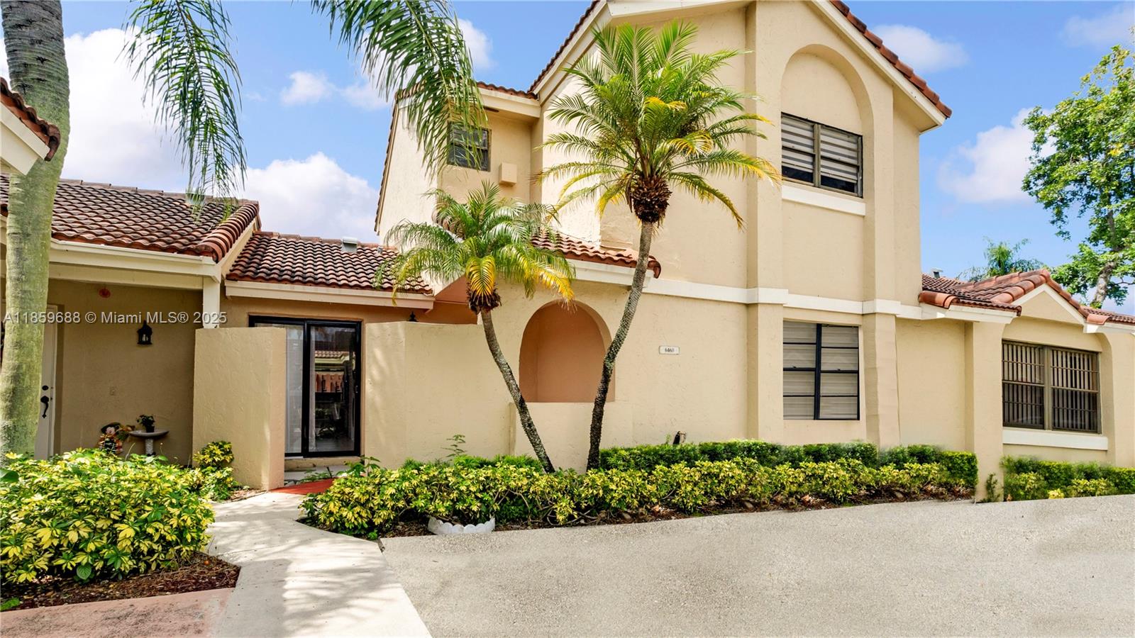 Property photo # 2