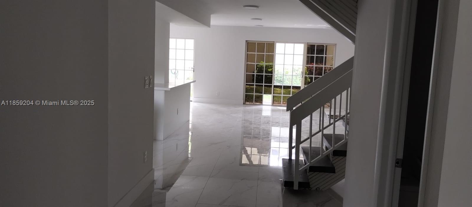 Property photo # 9