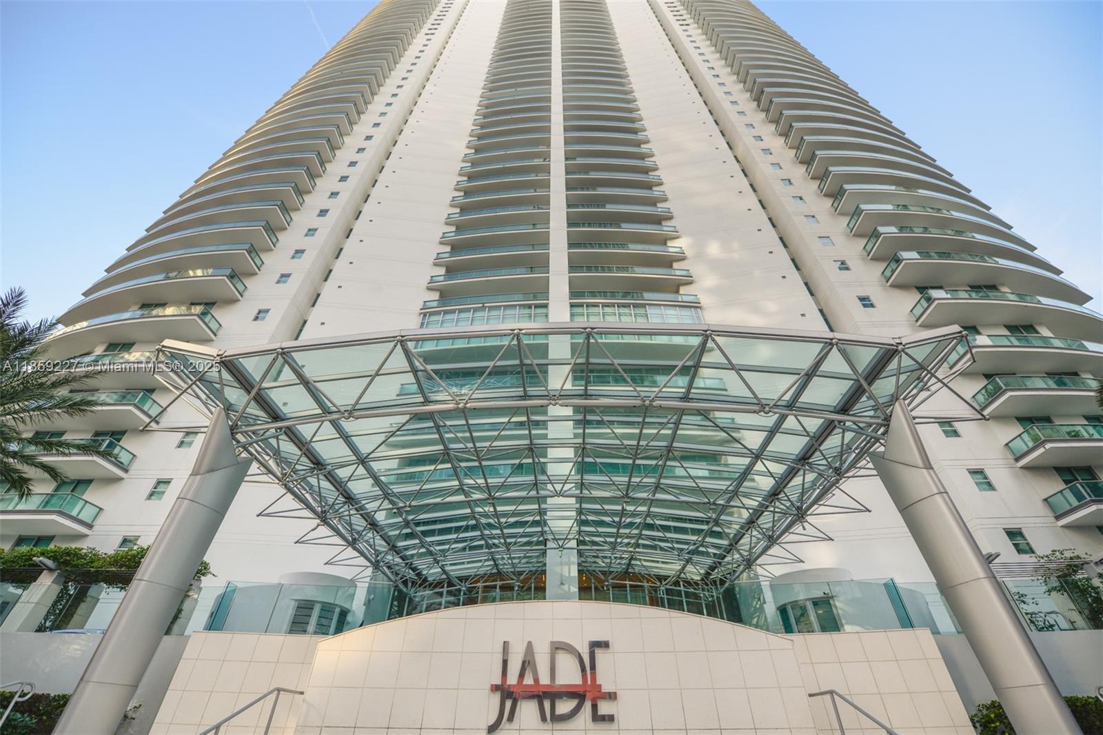 1331 Brickell Bay Dr #811, Miami FL 33131