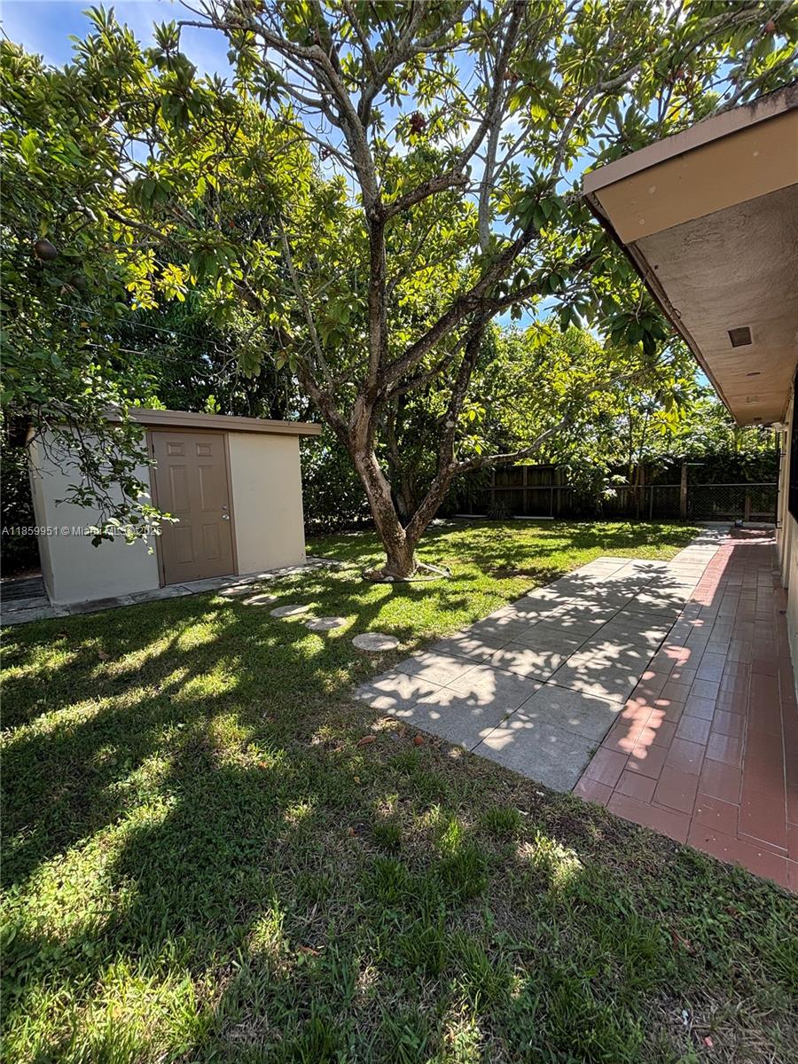 Property photo # 4
