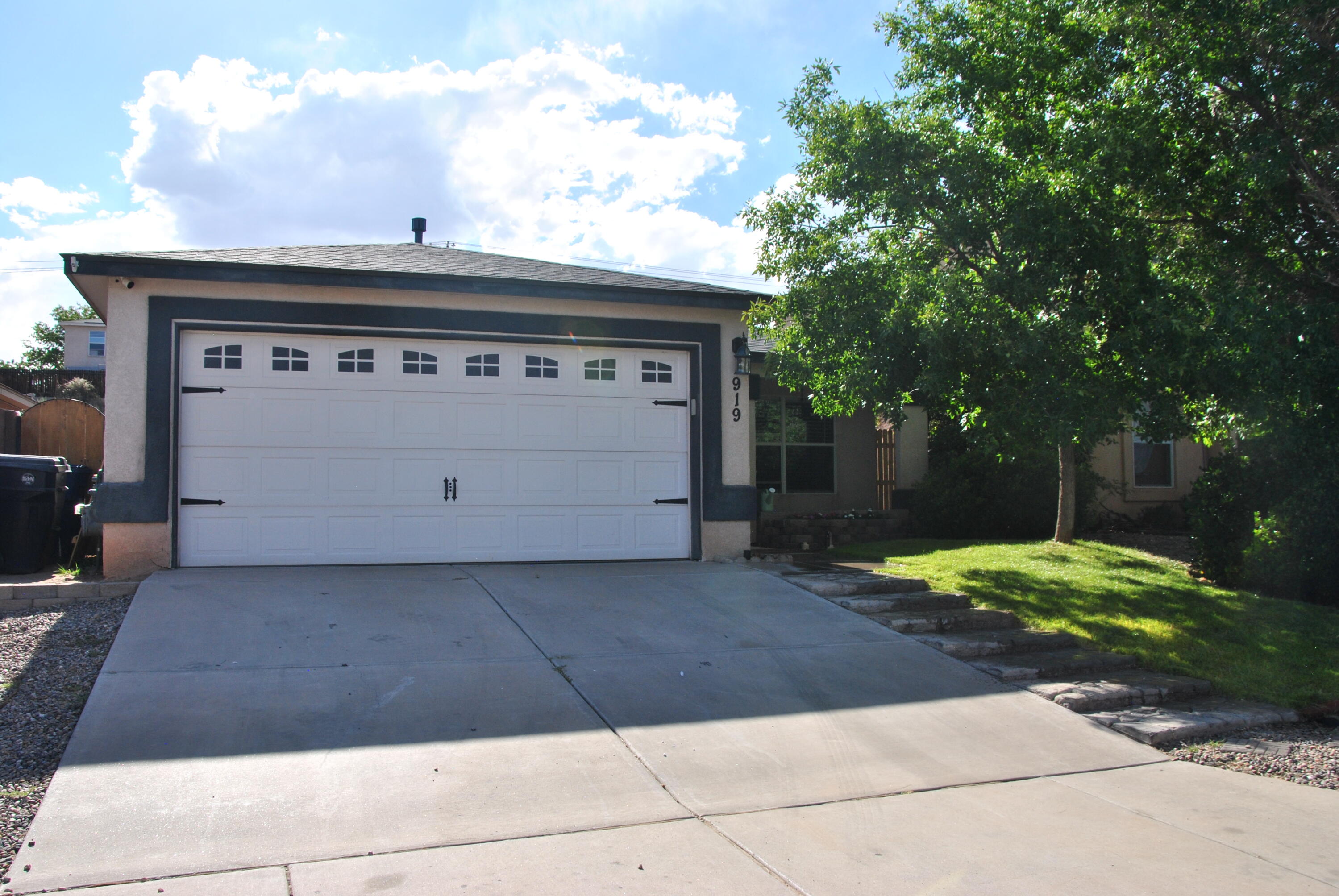Welcome home to this beutifully maintained 4 bedroom, 2 bath. With a newer roof, wood flooring, tile, and carpet throughout the house. Office/bedroom closest to entrance and a park that is walking distance away.