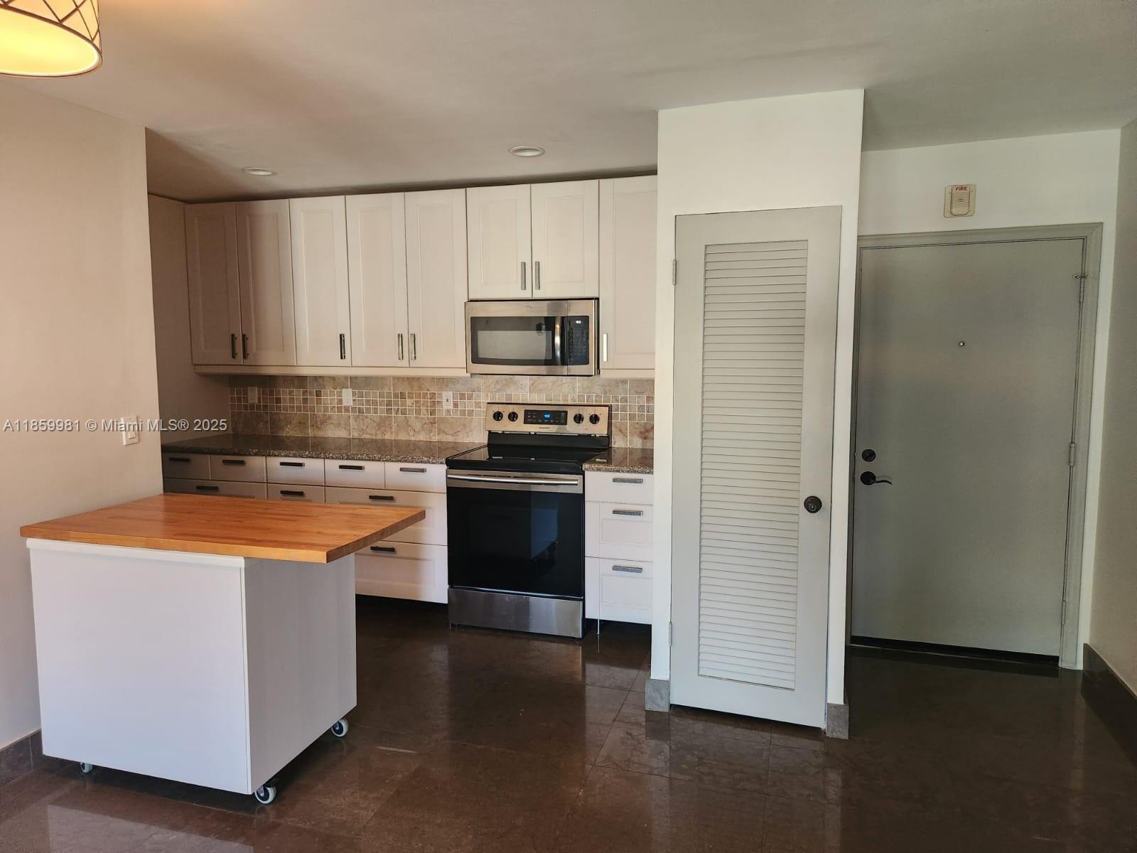Property photo # 0