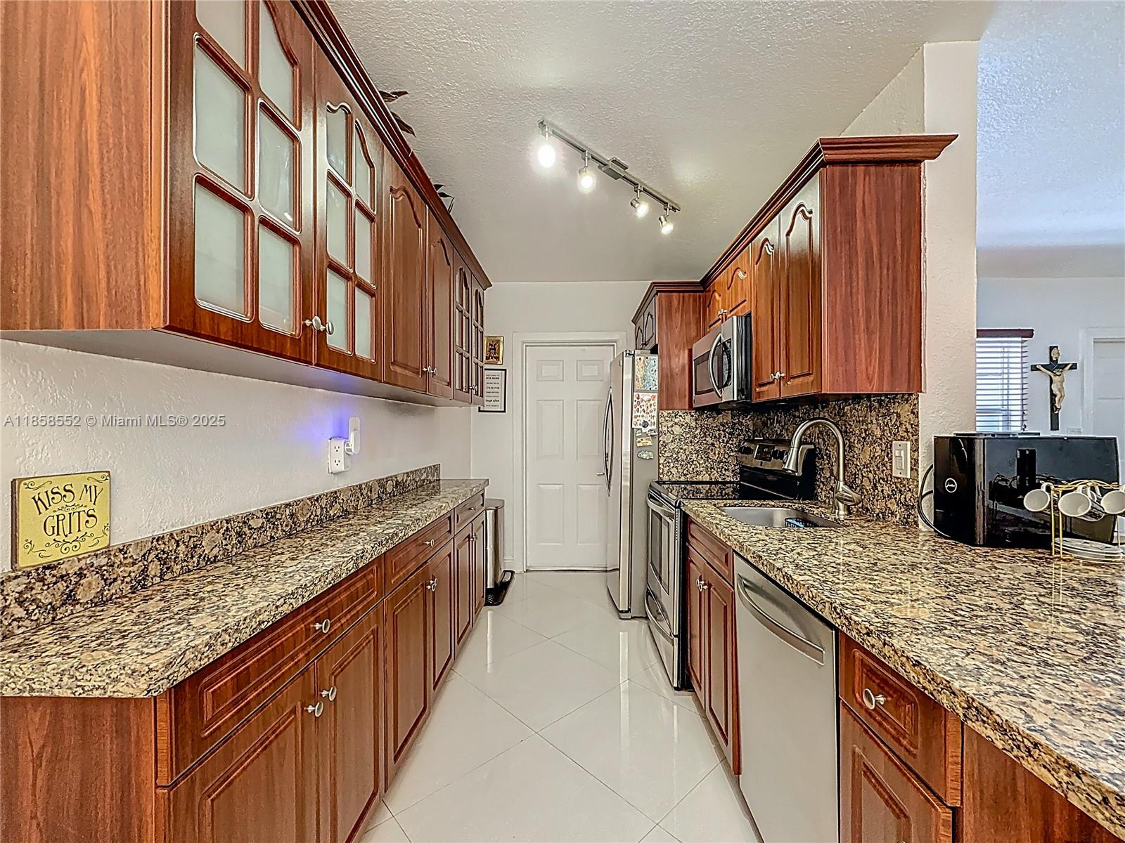 Property photo # 3