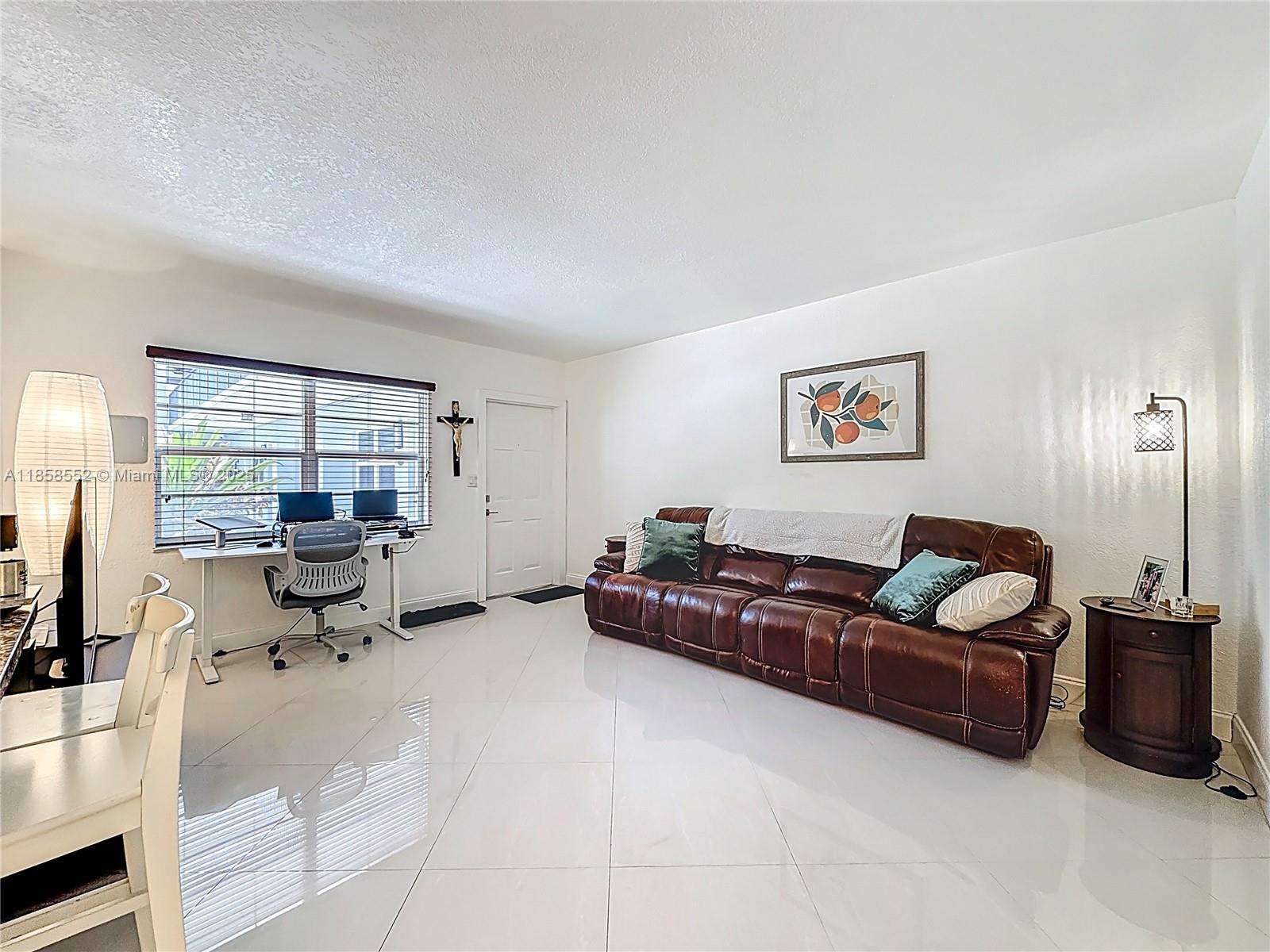 Property photo # 7