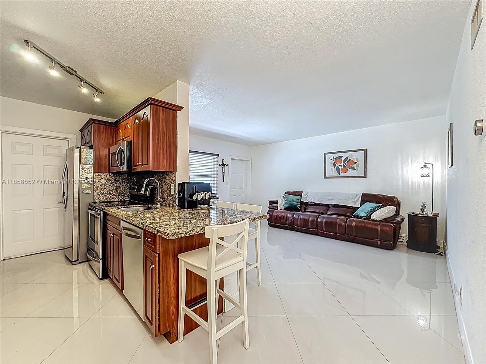 Property photo # 4