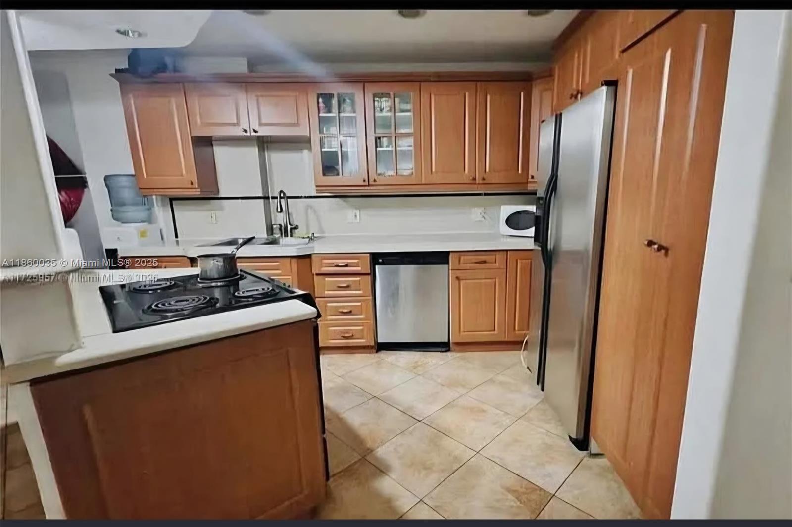 Property photo # 0