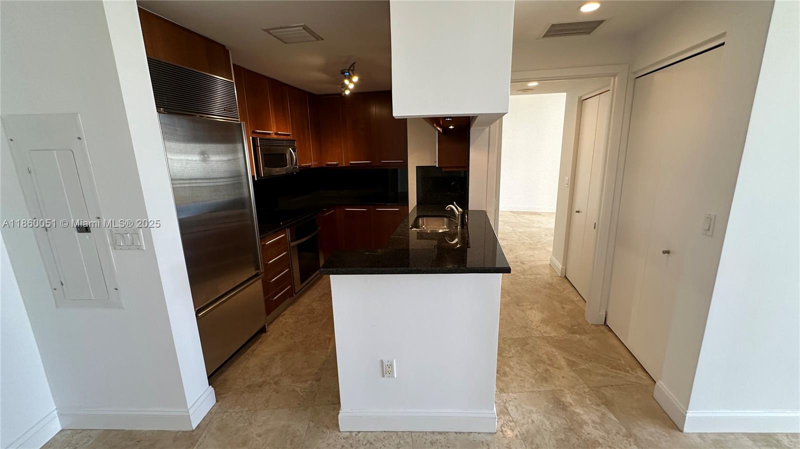 901 Brickell Key Blvd #2001, Miami FL 33131