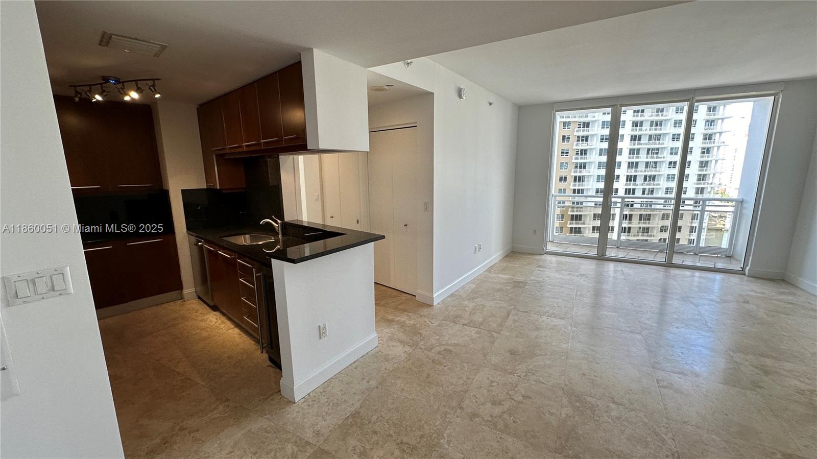 901 Brickell Key Blvd #2001, Miami FL 33131