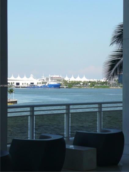 901 Brickell Key Blvd #2001, Miami FL 33131