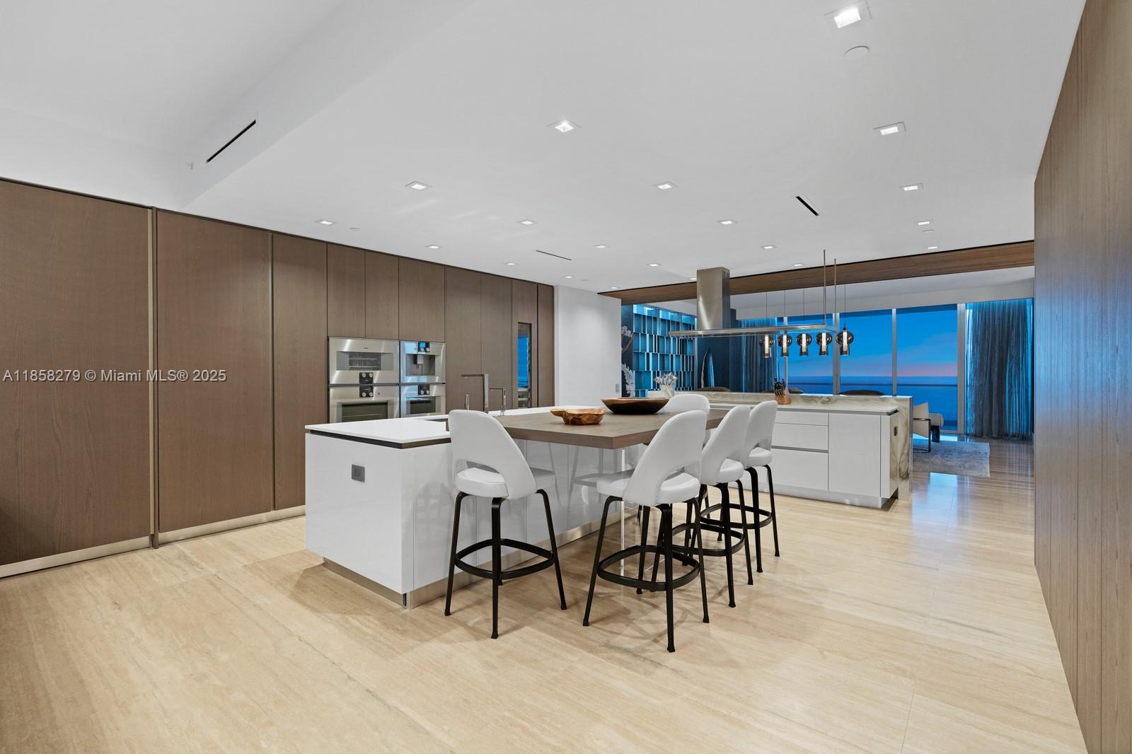 18501 Collins Ave 1401/02