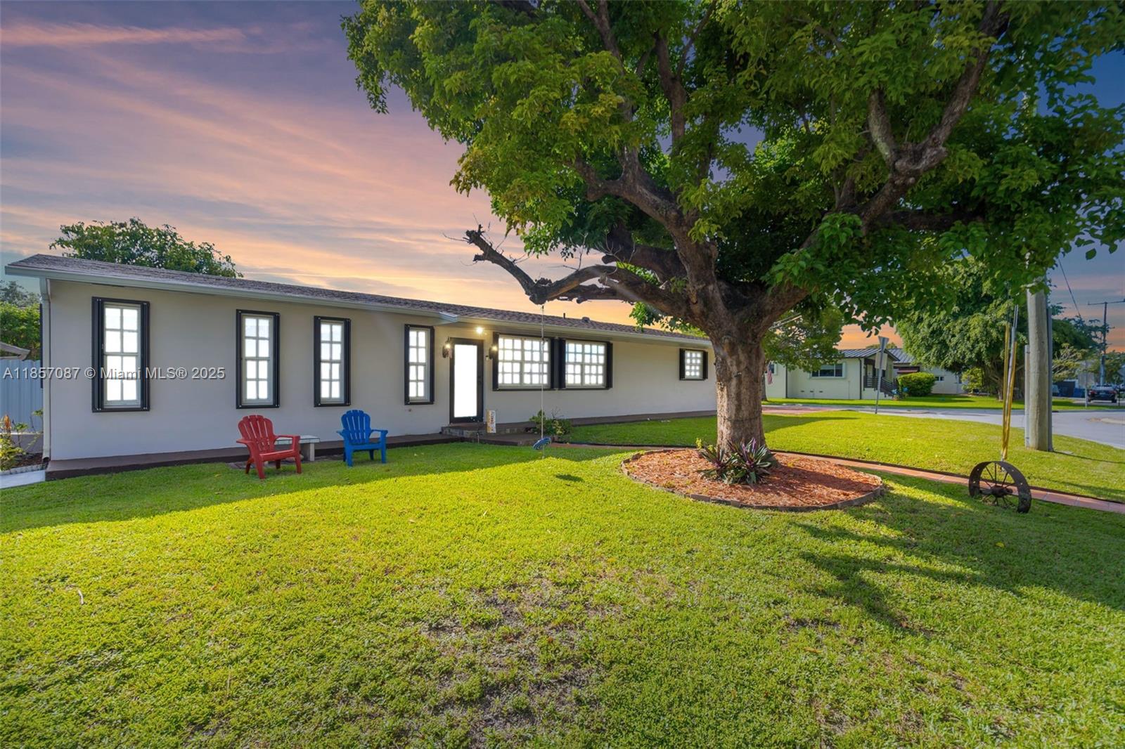 2851 99th Ave, Doral, Florida 33172