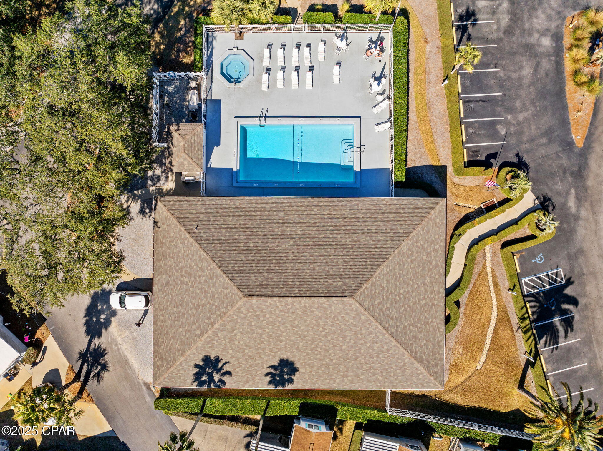 Image 41 For 1219 Thomas Drive 195