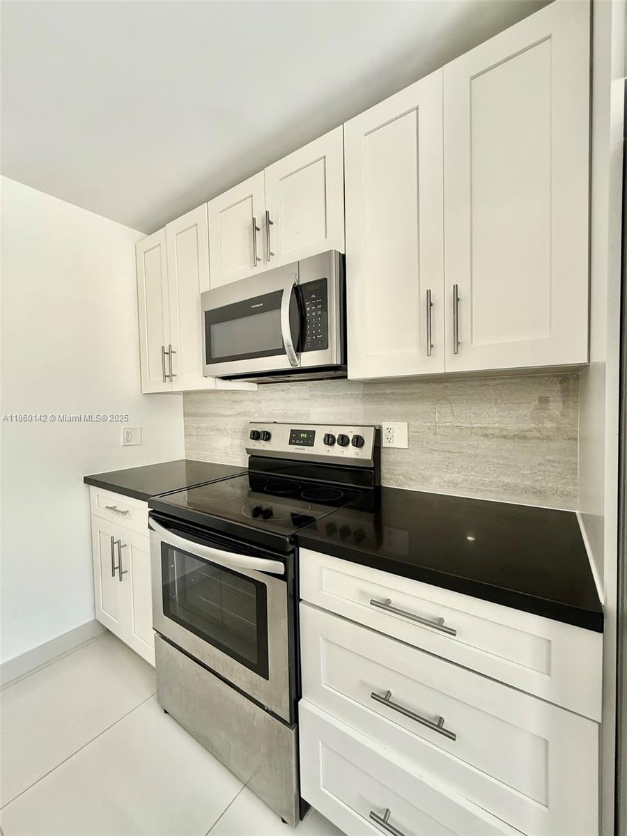 Property photo # 9