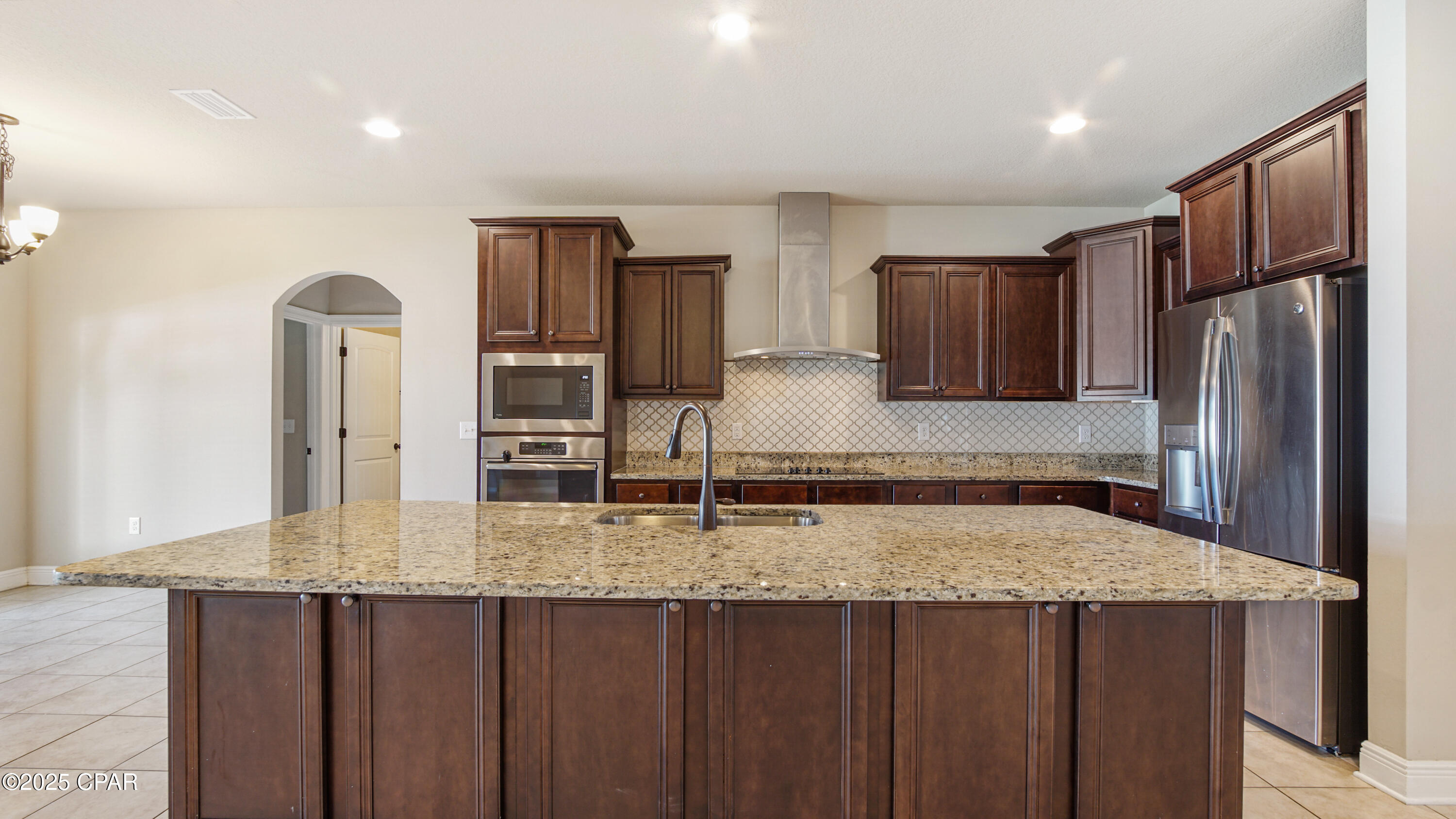 Image 34 For 221 Shoreview Drive