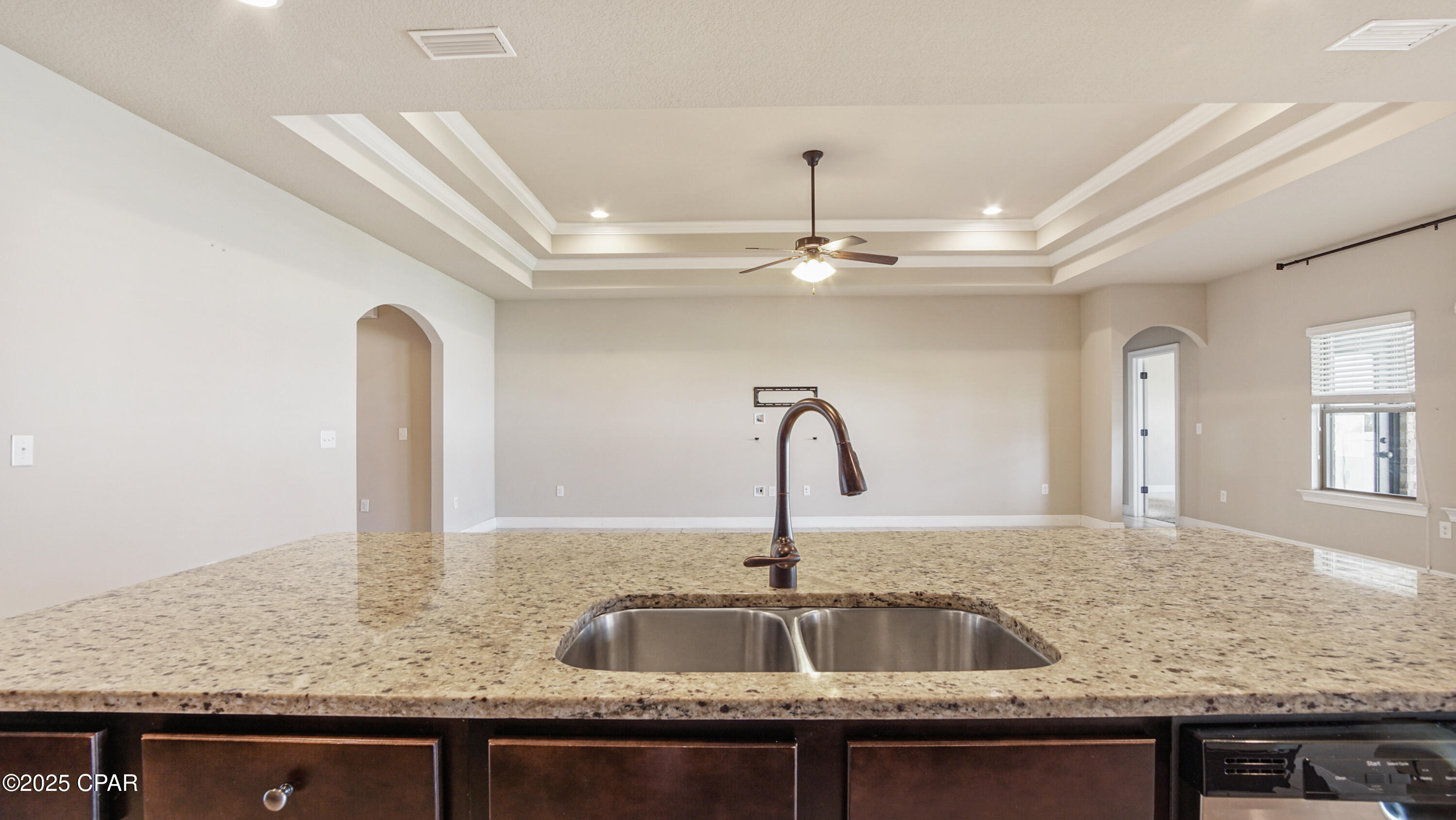 Image 39 For 221 Shoreview Drive