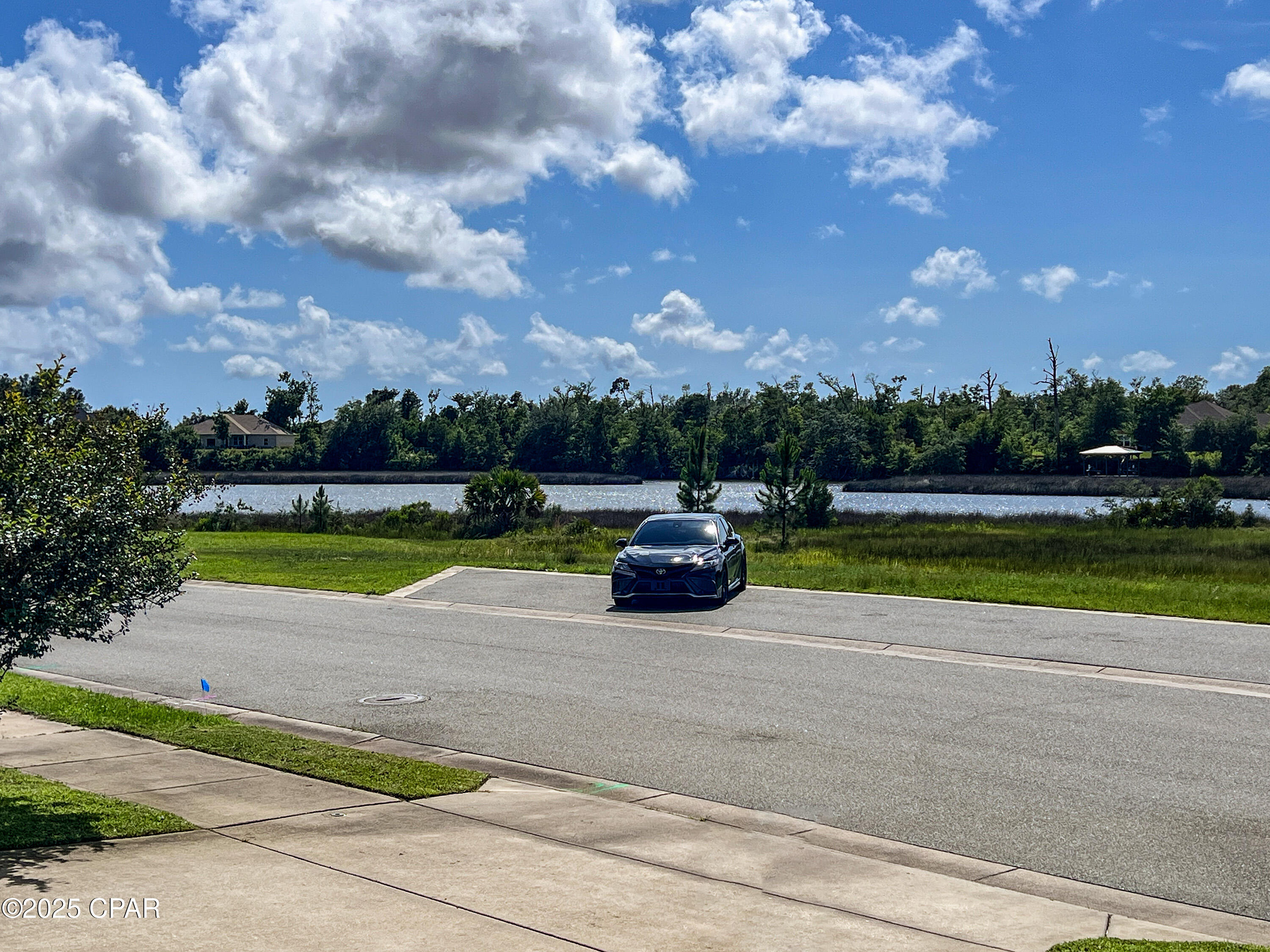 Image 66 For 221 Shoreview Drive