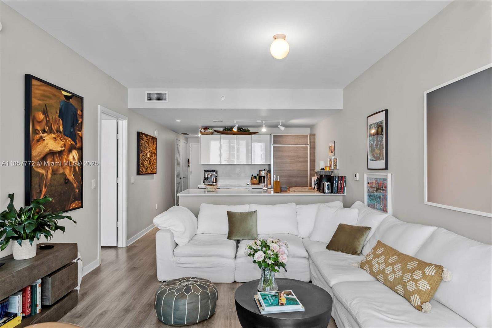 Property photo # 2