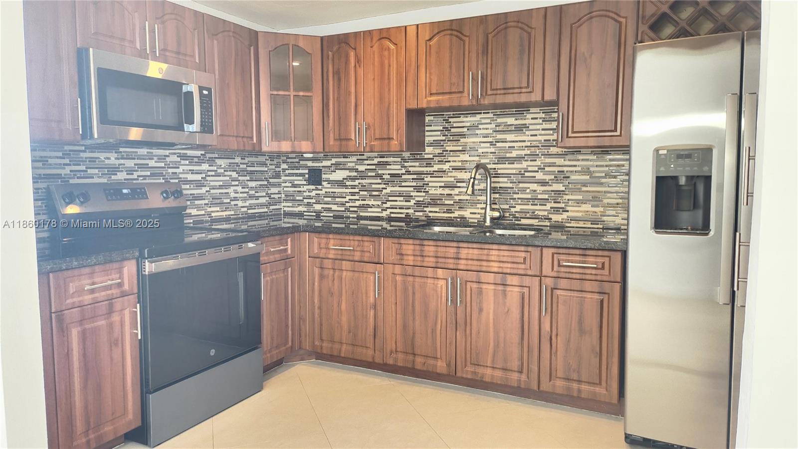 Property photo # 6