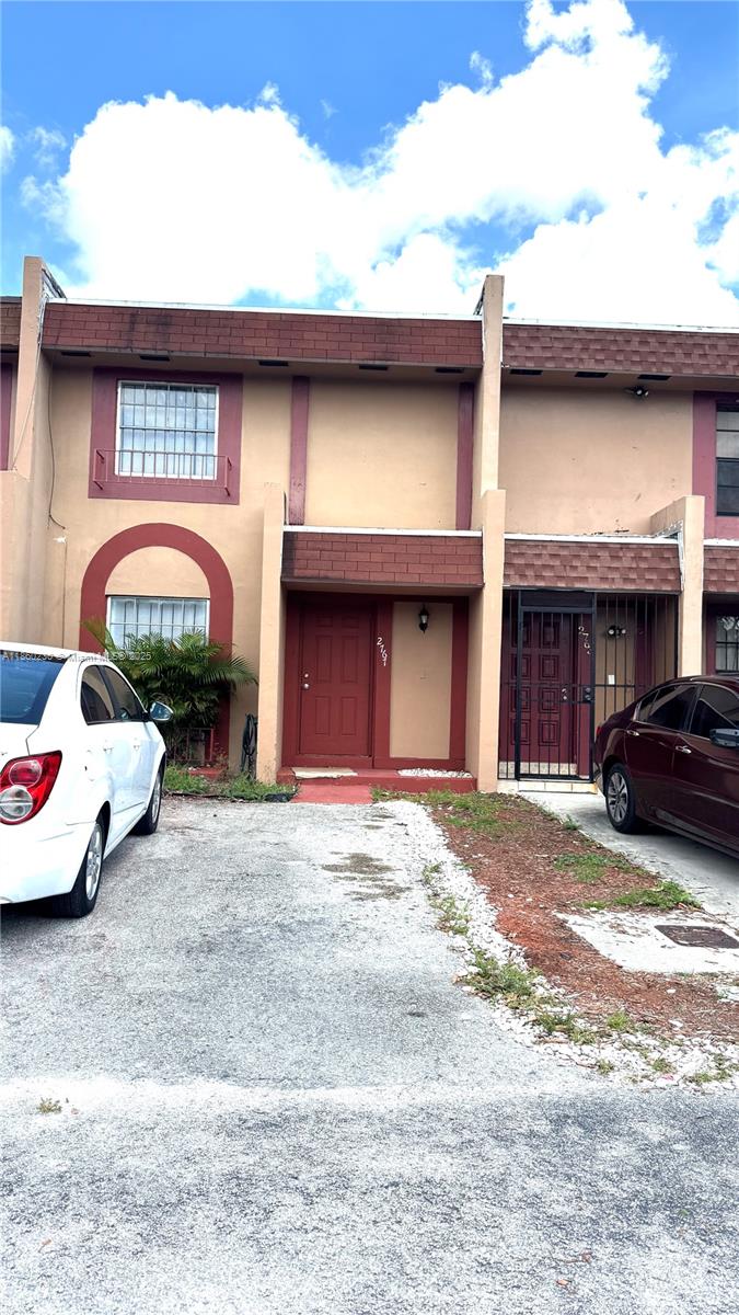 Property photo # 0