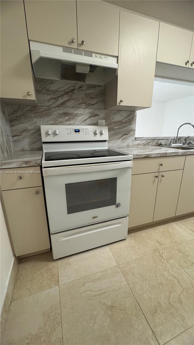 Property photo # 7