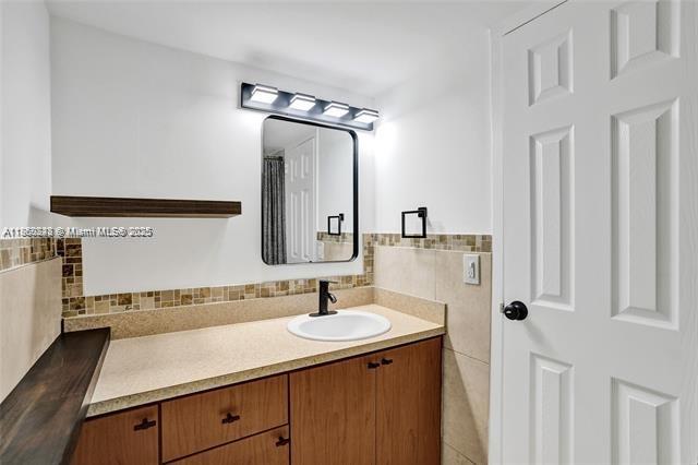 Property photo # 9