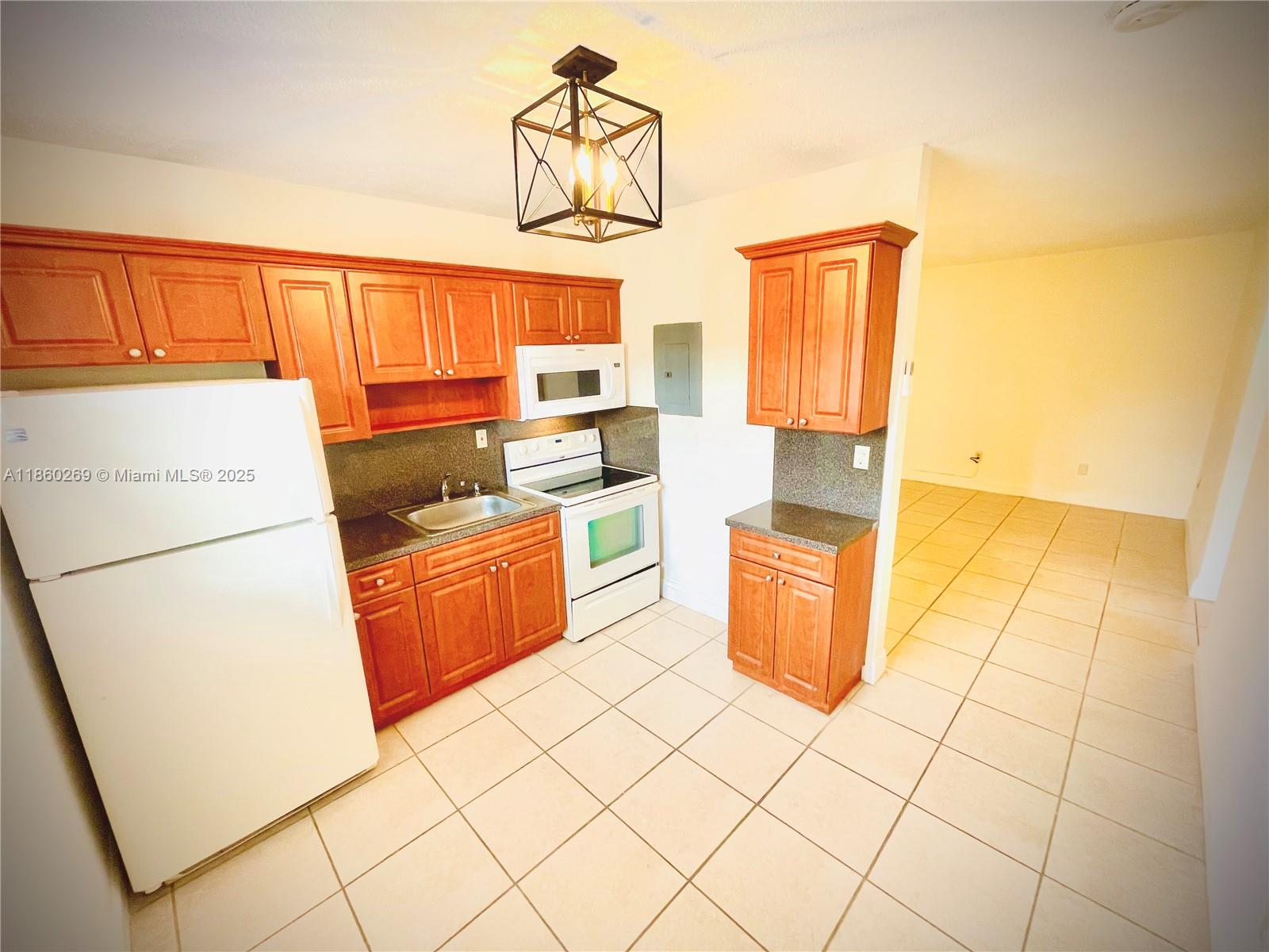 Property photo # 0