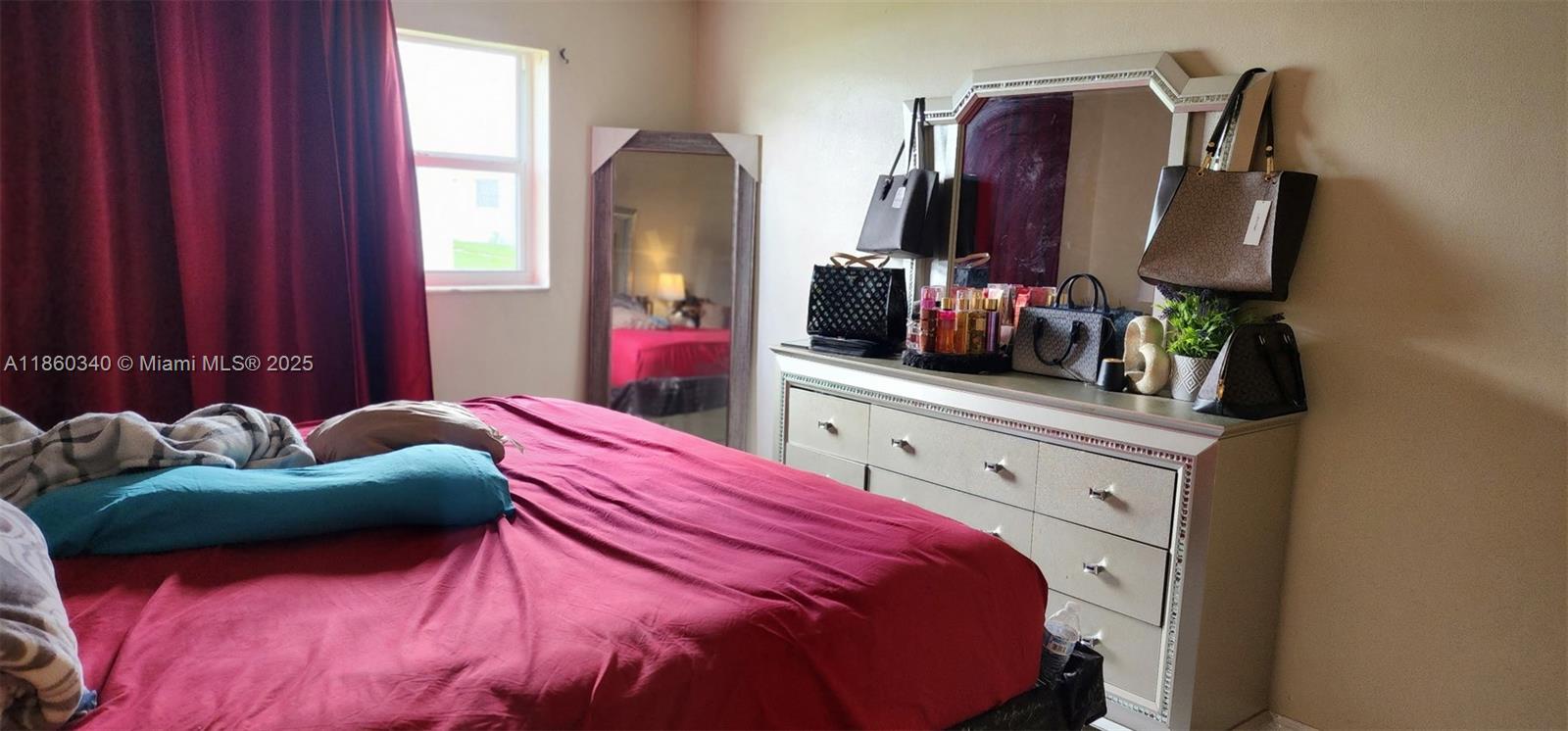 Property photo # 4