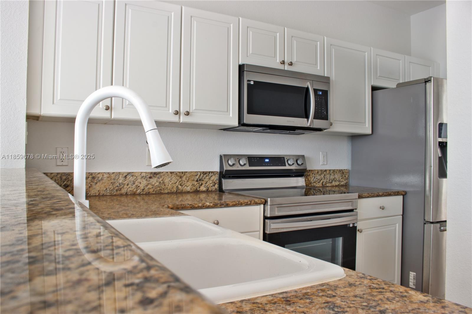 Property photo # 7