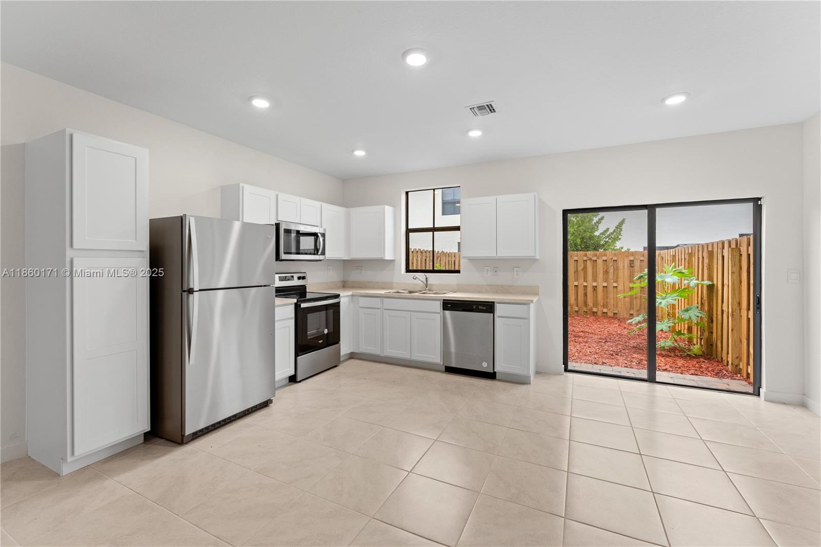 Property photo # 3