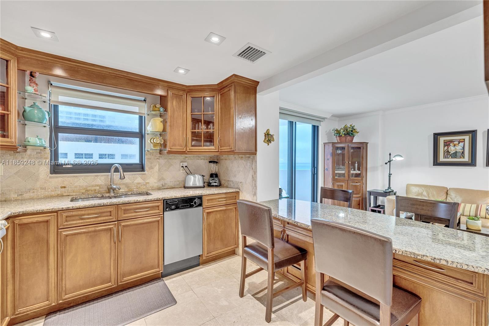 Property photo # 7
