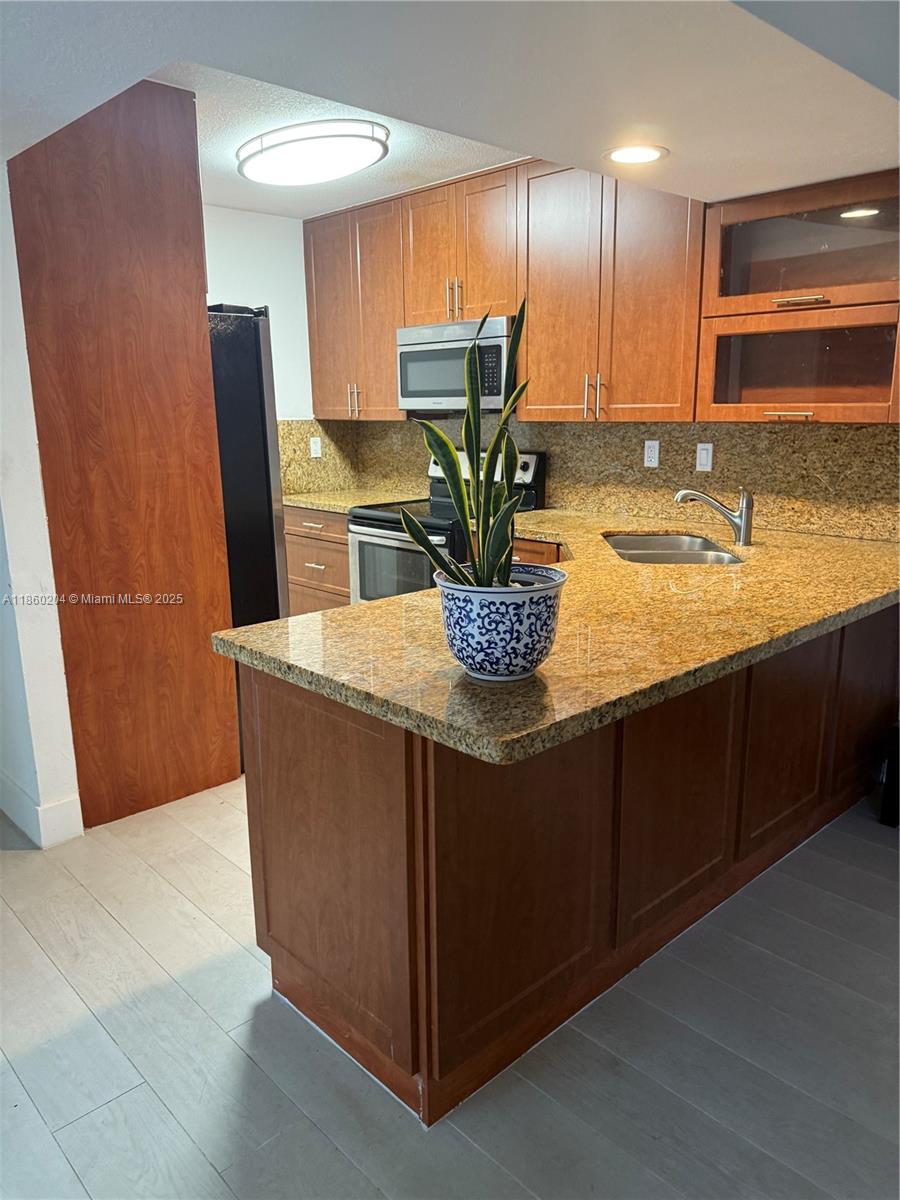 Property photo # 4