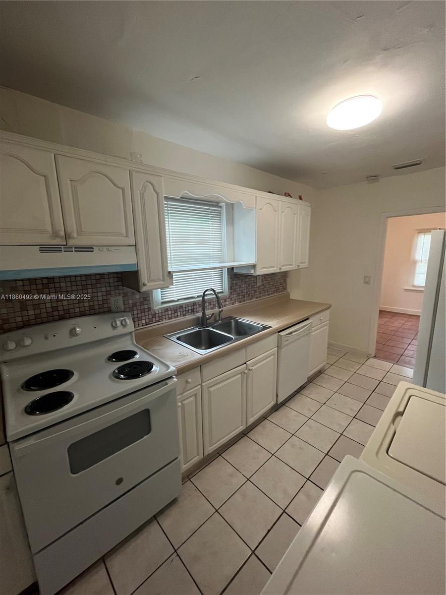 Property photo # 9